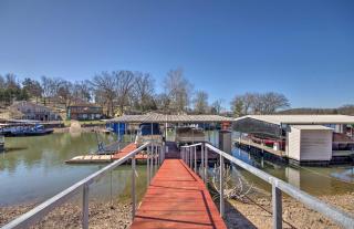 Lake Views Waterfront Sunrise Beach Home! - Sunrise Beach - 8