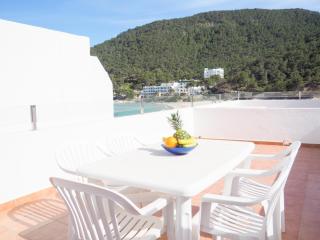 Apartamentos Cala Llonga - 3