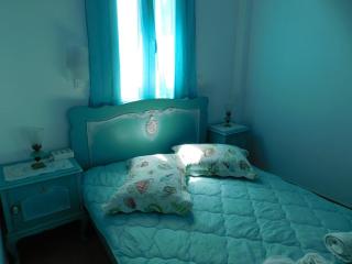 Yacht Front Studio-Back Yard - No 6 - 9