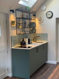 Pear Tree Cabin - Beaulieu - 2
