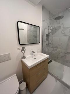 Relais Cocorico 2 Bedrooms with AC, 2 bathrooms, 8 min Eiffel Tower - Parijs - 5