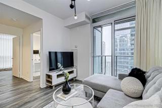 Prime Location - Stunning 2-bdrm Condo - 1