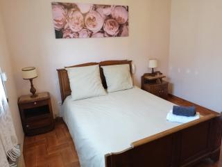 Charmante maison avec terrasse aux portes de l'Ardèche - 2