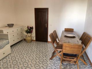 Villa by the Vulcano - 70mq plus large garden and patio - 2