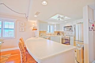 Tarpon Beach 112 - 5