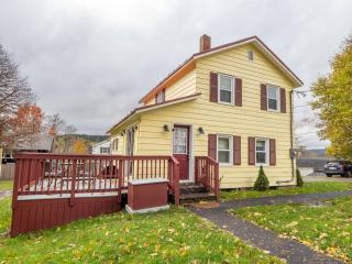 A&R Hacienda a Callicoon Vintage Farmhouse - Callicoon - 5