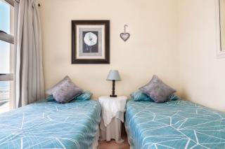 Luxury beachfront 2 bed, 2 bath with communal swimming pool - Kaapstad - 1