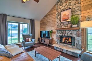 Modern Lake Geneva Home - 1 Mi to Boat Launch - 3