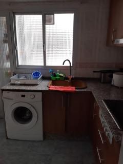 habitación pequeña en piso compartido con 2 adultos - Valencia - 2