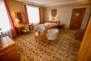 Continental Hotel - 4