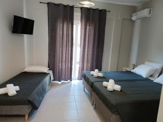 george studios 2 - 3