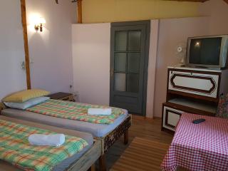 Hompot Accommodation - Deva - 8