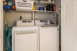 Fourwinds 502 -Stylish Beachfront Condo w/Hall Bunks No Elevator from 4/4-5/24 - Orange Beach - 3