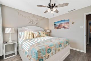 South Winds unit 2-Gorgeous Newly Updated Condo in the Heart of Gulf Shores!! - Gulf Shores - 2