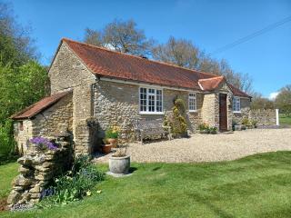 Magpie Cottage - 9