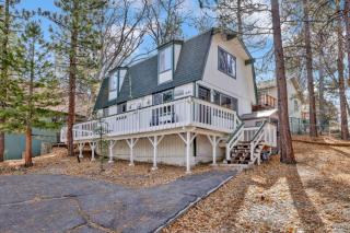 Pinewood Inn #2093 by Big Bear Vacations - Big Bear Lake - 0