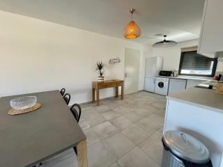 APPART-NEUF-VUE MER- 6 PERS - Propriano - 5