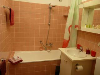 Kleine feine Wohnung in Toplage - 2