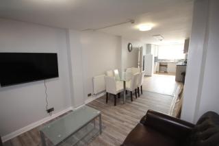 The Greatfields Drive - 6