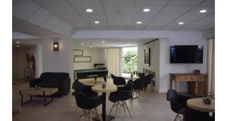 Majestic Hotel - Adults Only - 2