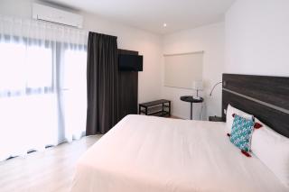 Appart' Hotel La Girafe Marseille Est - Porte d'Aubagne - La Penne-sur-Huveaune - 3