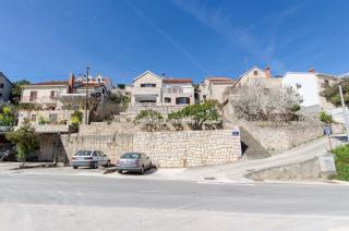 Apartments Goran - Postira - 9
