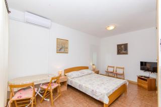 Apartments Goran - Postira - 1