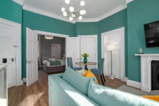 37 Doughty Street - London - 1