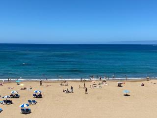 Las Canteras beach and sea, wifi, terraza, comodidad - 9