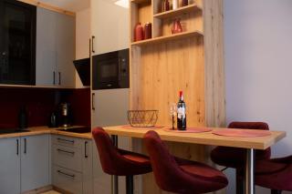 APARTAMENT ELEGANCE RED w Let's Sea Basen&SPA - 1