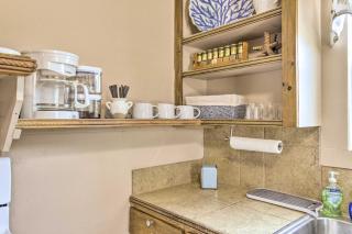 Cozy BeachandFishing Cottage in Aransas Pass! - 2