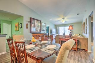 Cheery Condo with Community Pool and Waterslide! - Pine Bluff - 1