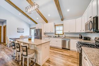 Hardwood Hideaway - Ellijay - 3