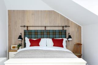 Pentonbridge Inn - Restaurant with Rooms - 0