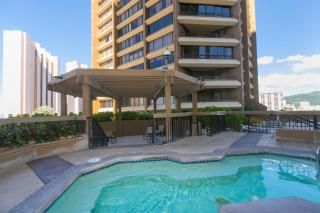 Discovery Bay One Bedroom Condos with Kitchen & Free Wifi! - Honolulu - 0