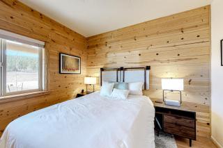 Riverfront Lodge - 2