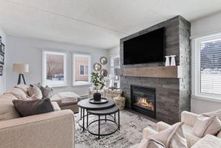Mountain Walk Chalet Across From Blue Mtn Village - Blue Mountains - 0