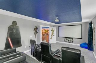 Amazing Family Home 8min Disneyworld Pool/Spa Sleeps 24 - Kissimmee - 2