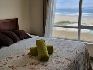 DEPARTAMENTO FRENTE AL MAR EN RESORT Laguna del Mar 7P - 4