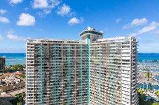 One Bedroom Discovery Bay Condos with Kitchen, Free Wifi & Amazing Views - Honolulu - 0