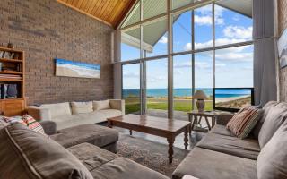 South Beach House - 11 Gold Coast Drive - Carrickalinga - 0