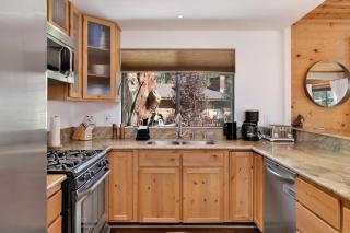 Chimney Peak Chalet #2048 by Big Bear Vacations - Big Bear City - 2