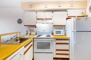 Jockey Beach Club 323 - 6