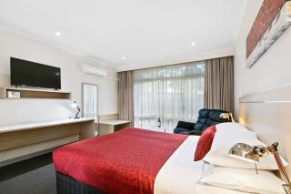 The Aspen & Apartments - Sale - 7