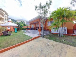 Beau Vallon Villa Self Catering With Pool - 8