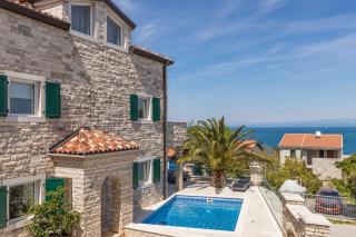 Villa Milena with Pool and Sea View - 9