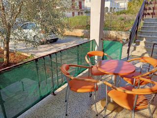 Apartment Tomas,,,Spacious house with private parking,terrace,5G Internet,,,,, - Zadar - 2
