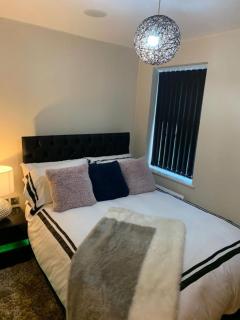 PRIME 2 BED APARTMENT BY THE BEACH No PARTIES No events - Southend-on-Sea - 5