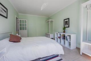 Stylish 3 Bedroom Apartment - St. Julians - 5 mins from Balluta Bay - 7