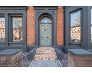Central Belfast Apartments: University Street - Belfast - 5